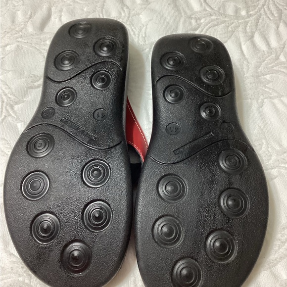 Aerosoft Red Sandal - Picture 5 of 6